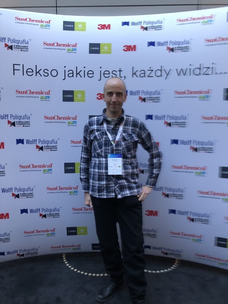 23102025_15401 Tomasz Siniak (FILE TO PRINT, PrintFactory dealer) on his 5th Flexo workshops since March 2020 "Flexo is as everyone sees. Be safe" 2025 at the DoubleTree by Hilton hotel in Lodz of Poland. Copyright by 3M Poland, all organizers and Tomasz Siniak